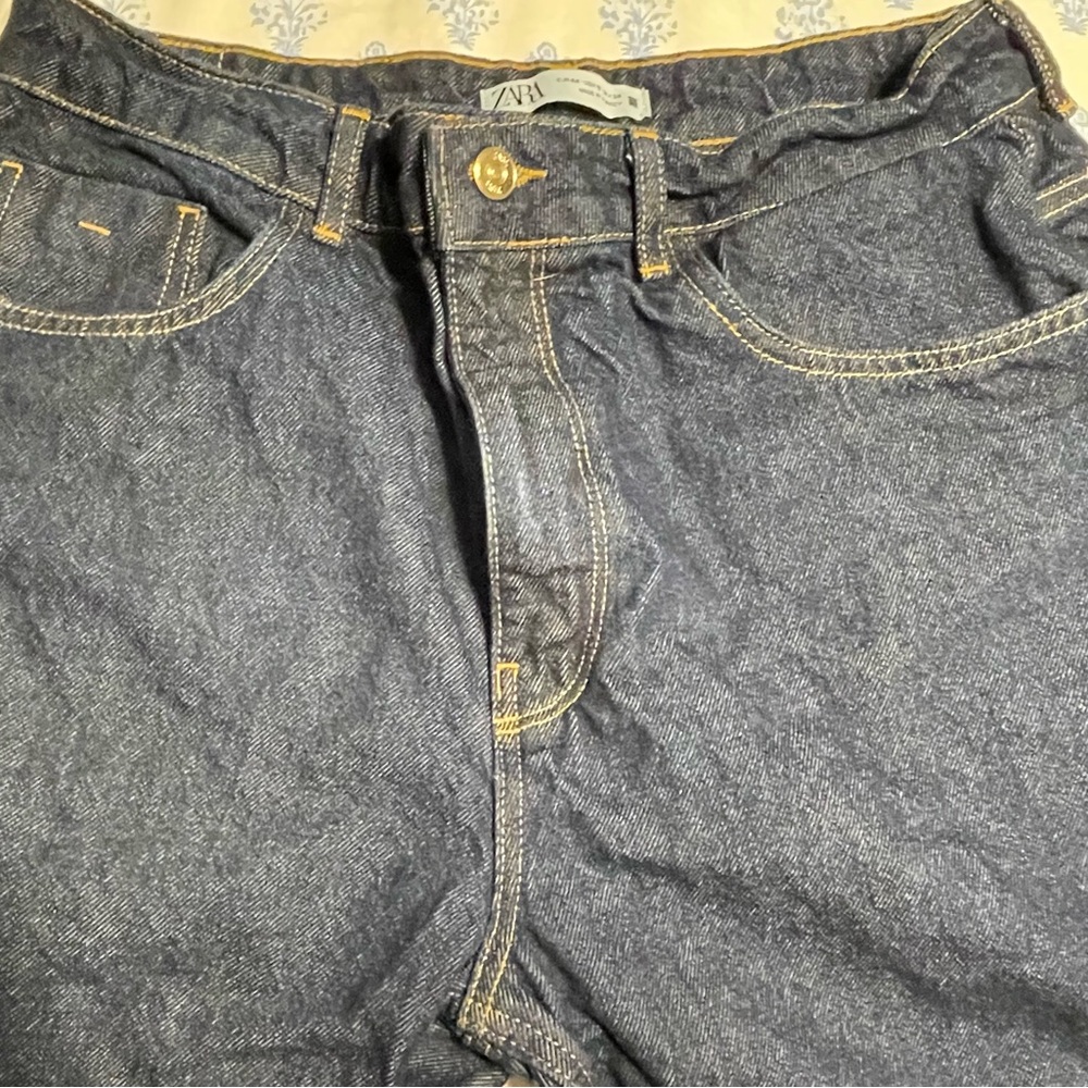 Zara Women's Dark Blue Straight Jeans
